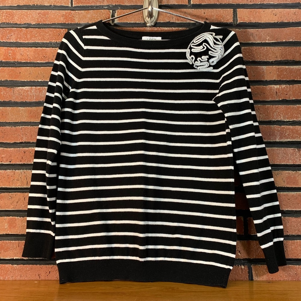 ☃️Ann Taylor Loft Petites Striped Sweater SZ-MP - Picture 1 of 4
